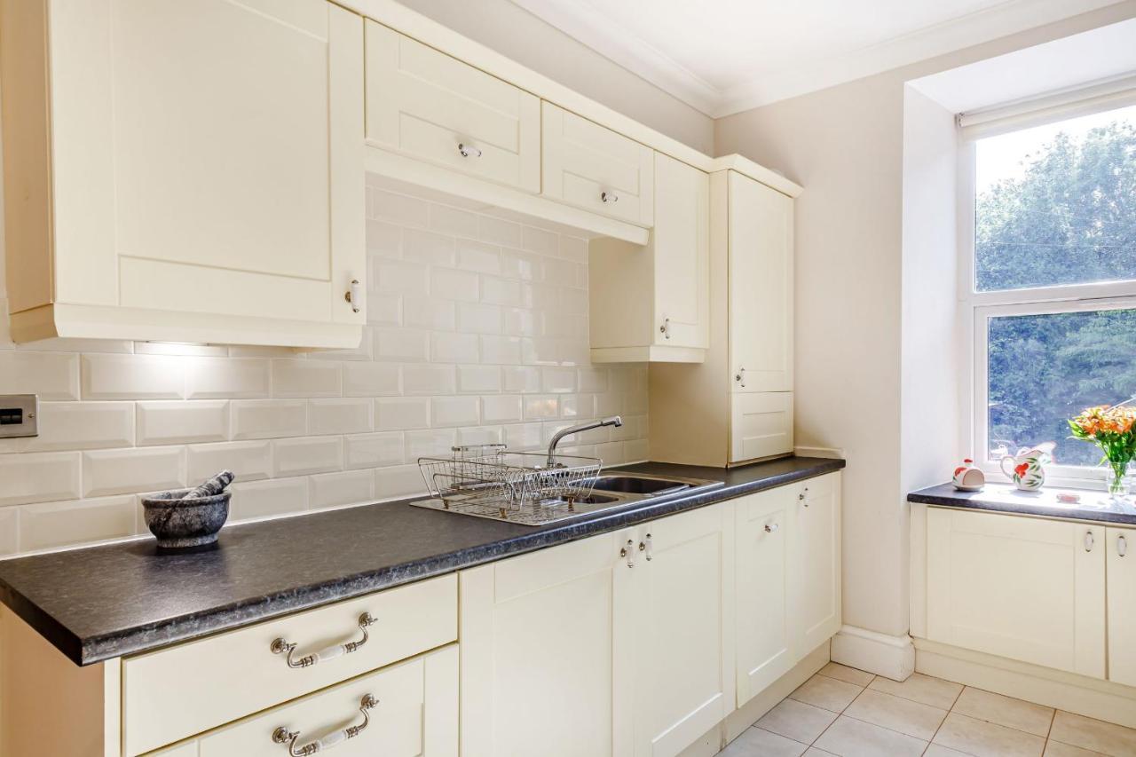 Вилла Menai View Llanfairpwllgwyngyll Экстерьер фото