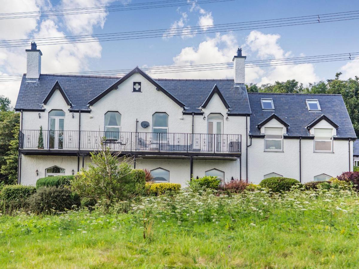 Вилла Menai View Llanfairpwllgwyngyll Экстерьер фото