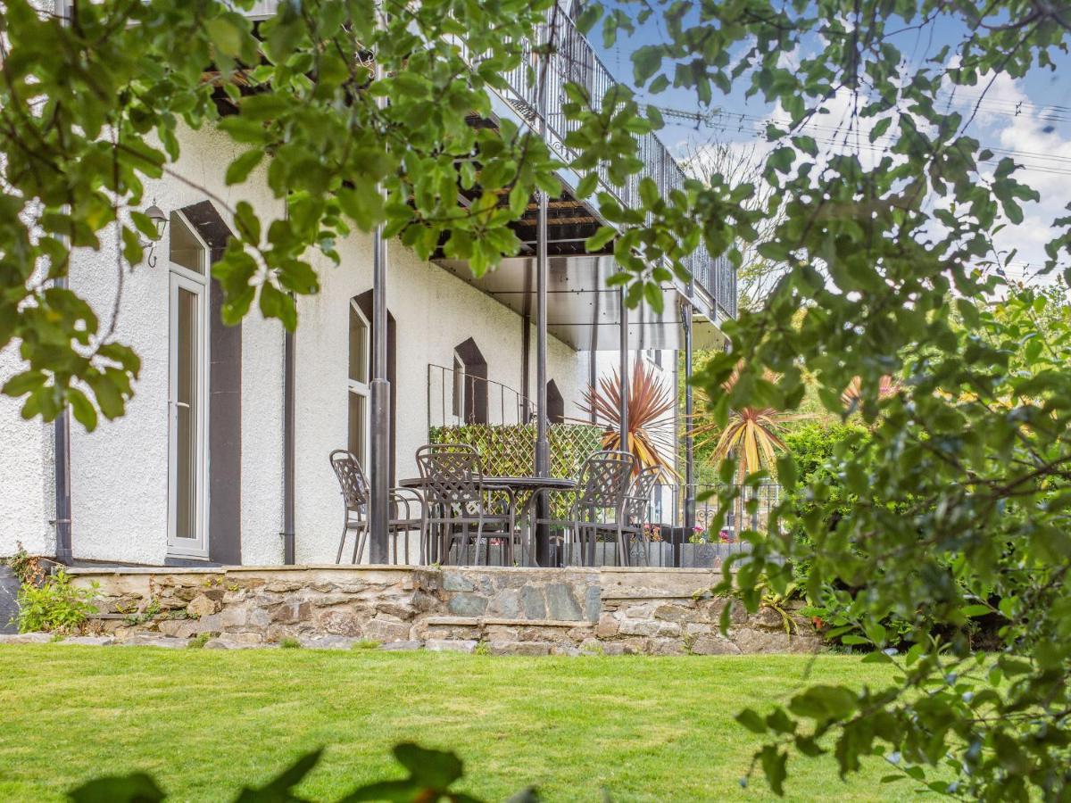 Вилла Menai View Llanfairpwllgwyngyll Экстерьер фото